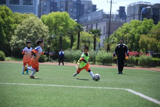 欧冠-哲科2球国际米兰4-0提前出线 送巴萨打欧联
