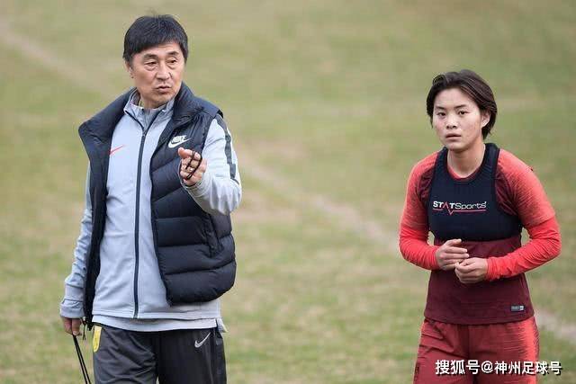 西甲-贝林厄姆破门卡瓦哈尔绝杀 皇马3-2逆转胜